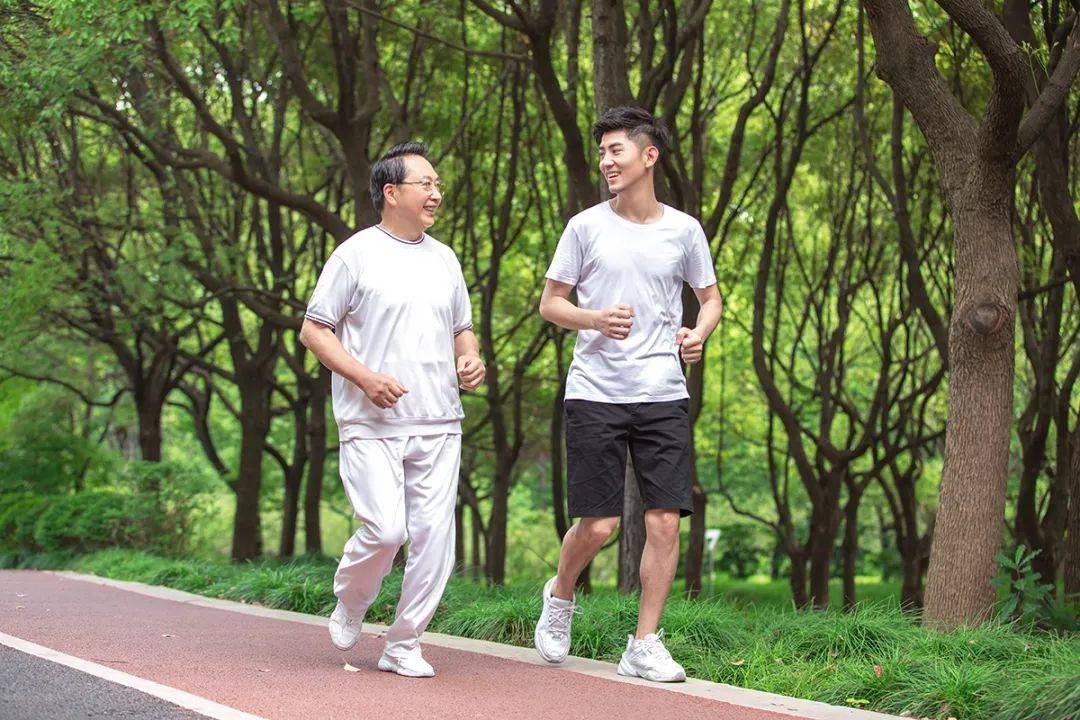 运动会|慢跑适合中老年人，锻炼12分钟就能看到效果
