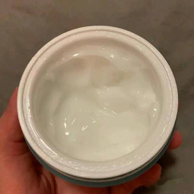 功效秋冬季节不同肤质面霜怎么选？