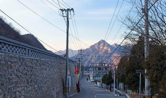 门头沟区的一个小山村，韭园村