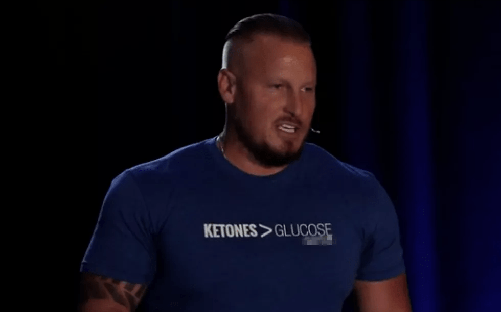 不吃碳水增肌的4大理由有些教练宁愿胖着也不敢减碳水