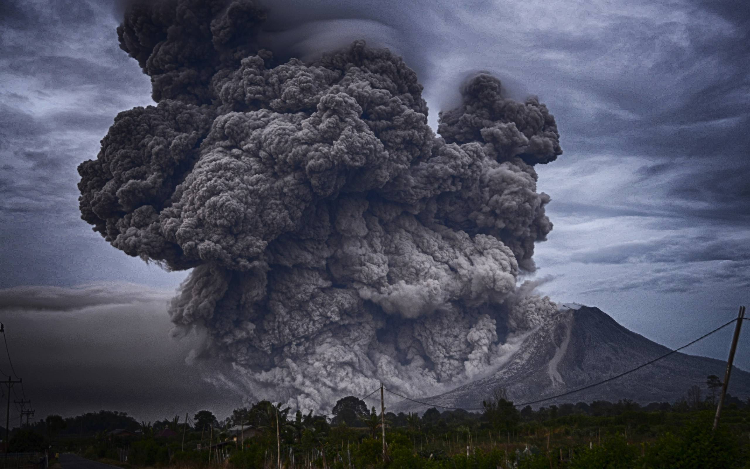 超级火山爆发,可瞬间改变全球,留给人类准备的时间不足1年
