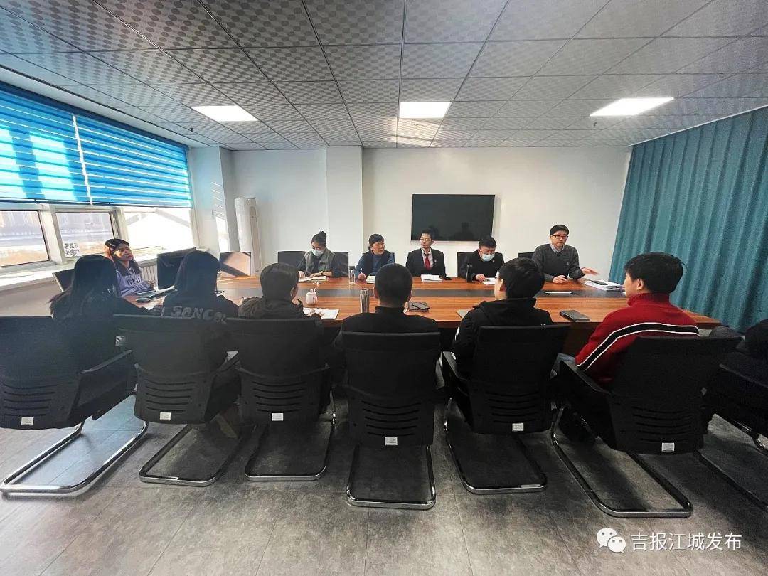 总结回顾促提升凝心聚力启新程 工作 审判 全庭 总结回顾促提升凝心聚力启新程 工作 审判 全庭