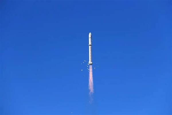 零下37度长二丁火箭立功中国航天2022首飞成功