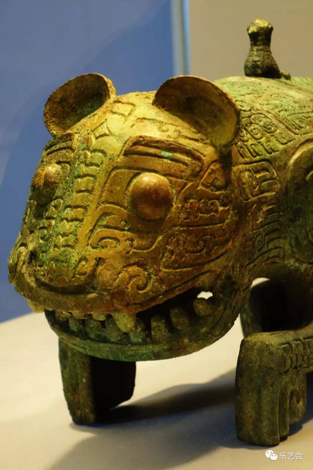 虎年赏虎第一弹:青铜虎专题之乳虎啸谷篇_猛虎_战国_新干县