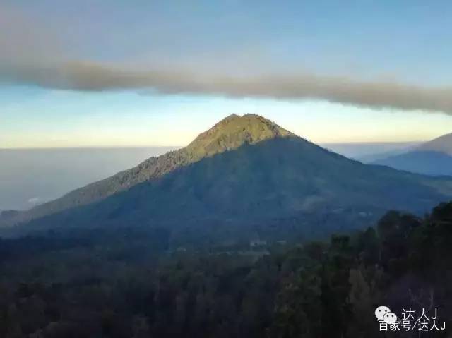 地方|汤加火山喷发，站在活火山面前是什么体验？