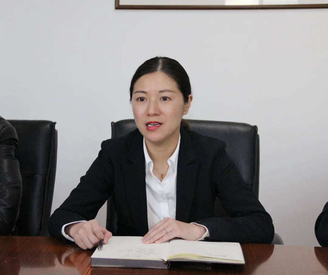 开发区法院立案庭召开年终总结会议_工作_吴亚峰_干警