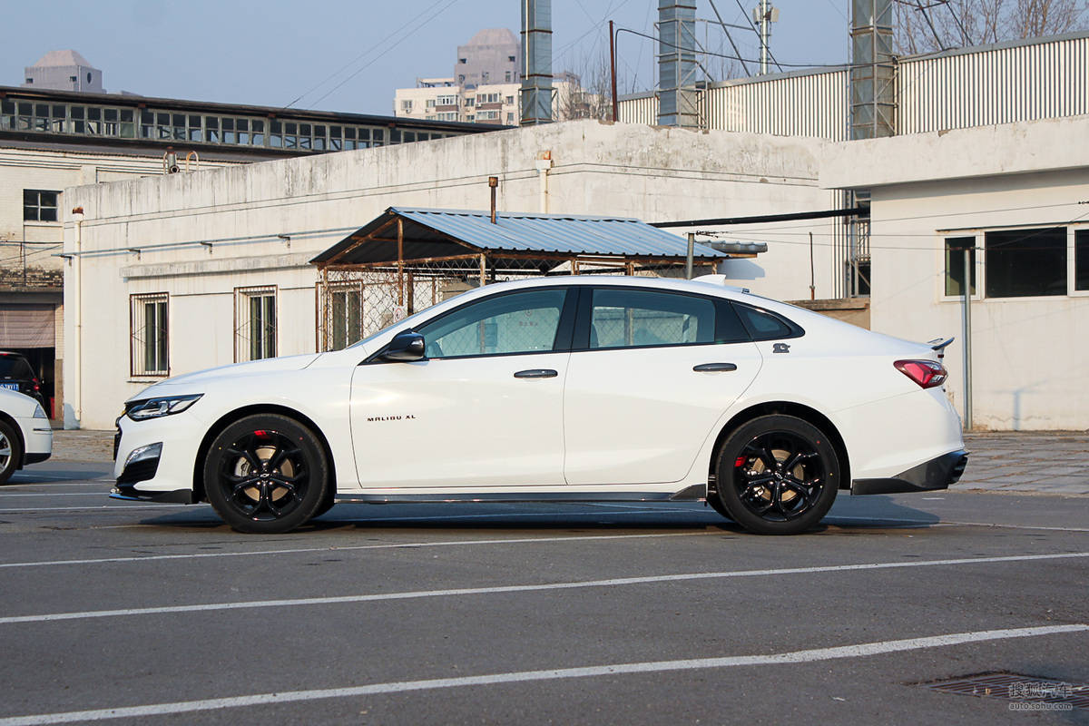 增加专属运动套件迈锐宝xl110周年纪念版到店实拍