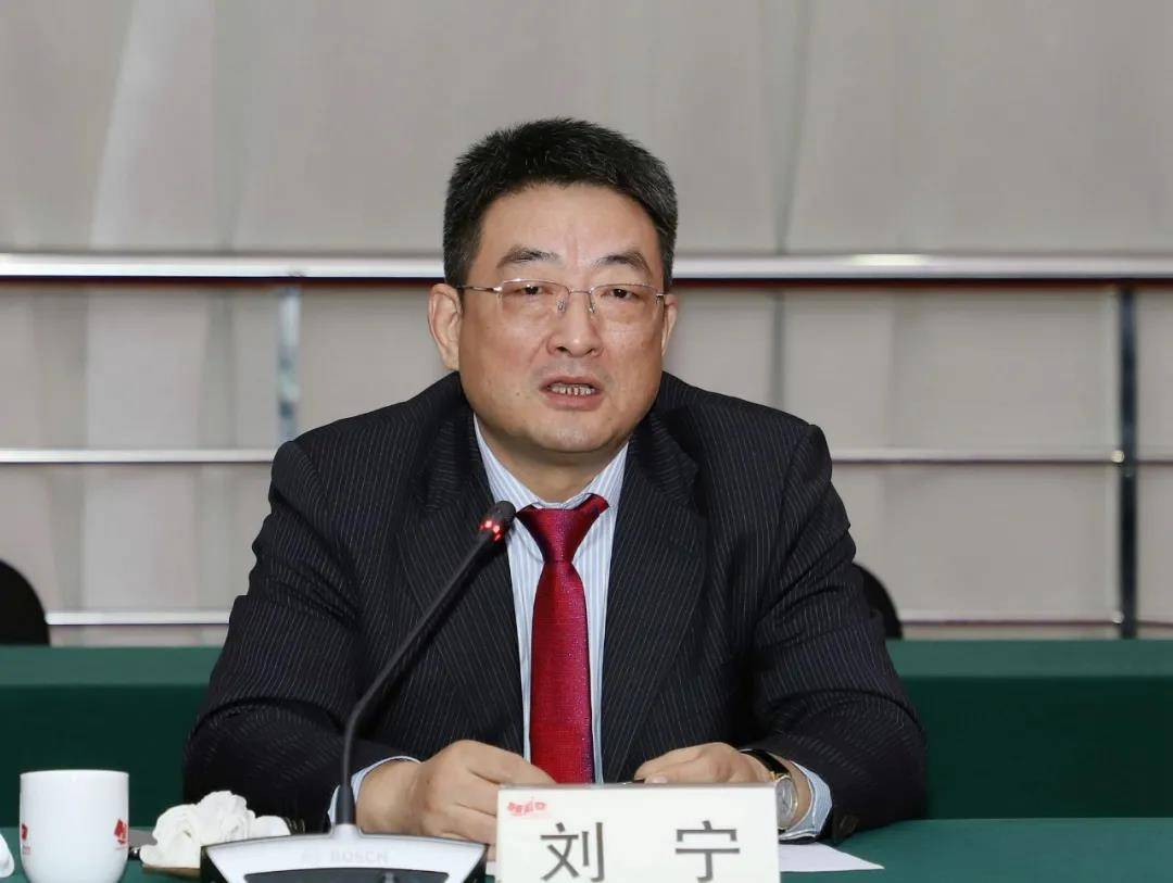 刘宁表示,临港开发区产业基础深厚,创新氛围浓郁,区位优势明显,发展势