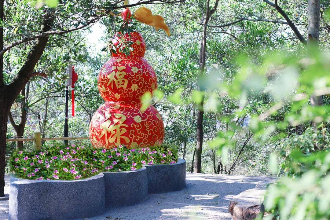 新景迎新春观音山网红龙凤天梯七彩葫芦长廊现已正式上线