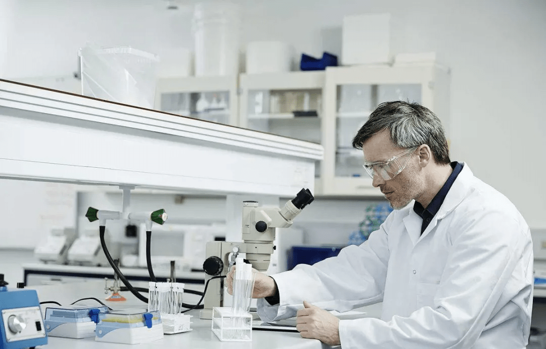 什么时候检查尿酸最准 407c508c83f348bb839e623e5ea4b3d8.png