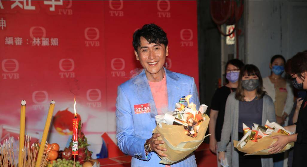 宋逸民云集众多香港幕后“大神”：其中既有资深前辈如王