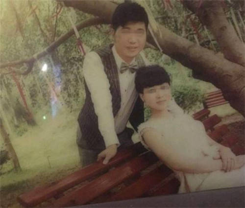 2019年浙江女富豪嫁穷小子，为博欢心拿出600万，却被他两拳索命