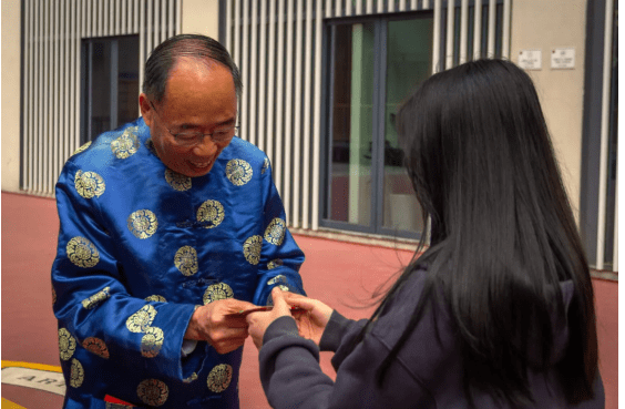 艺术|荟萃中外 糅合古今 当国际学校邂逅中国传统 音奧书院春节联欢会