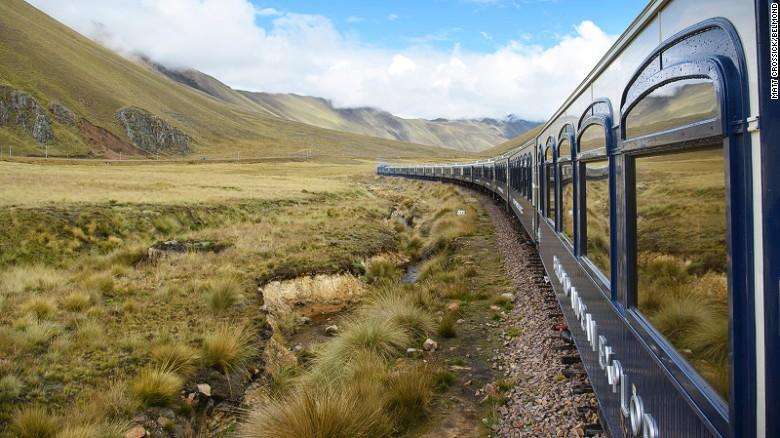世界上海拔最高的火车站，海拔5000多米，既没有人值守也禁止下车