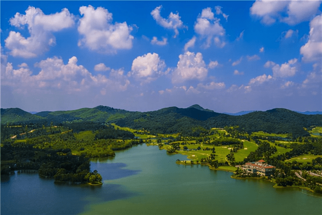 南京有一休闲度假景区，风景宜人，空气清新，后花园般的存在