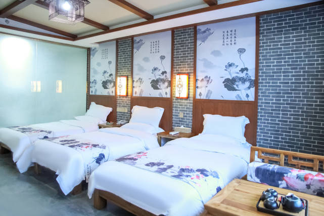 山西酒店拍摄五台山旅行之大白塔的邻居悦龙山庄