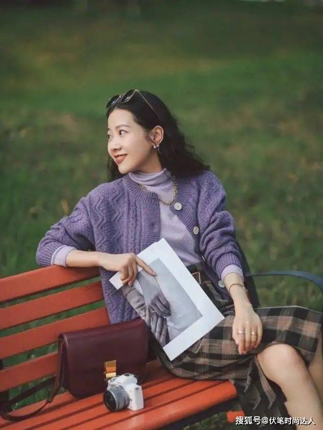 裙子 早春简约款怎么穿出“大牌范”？这几种搭配思路，蜕变从外到内