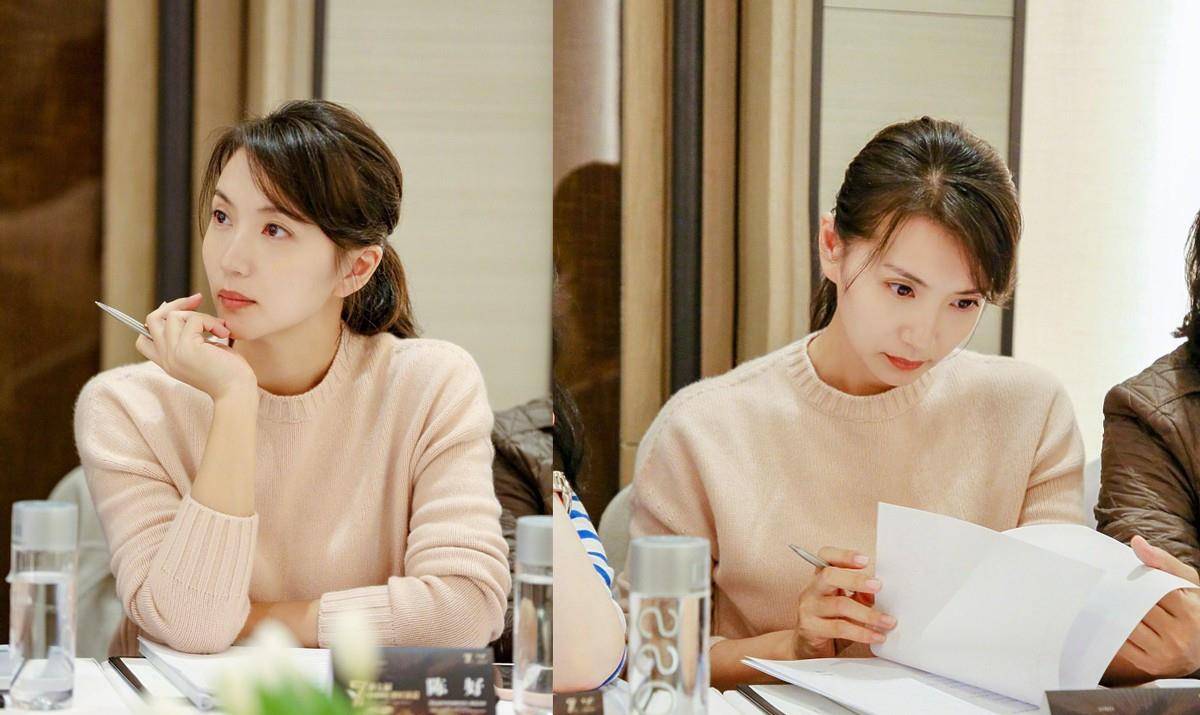 那味 陈好都这个年纪了,还这么的美,穿吊带裙看着有“万人迷”那味了