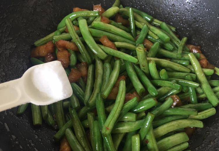 美容|六月宁可不吃肉也要吃这菜,美容养颜又瘦身,比吃肉养人