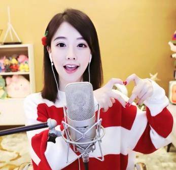 结局|“斗鱼一姐”冯提莫,30岁就这样写好了她的结局