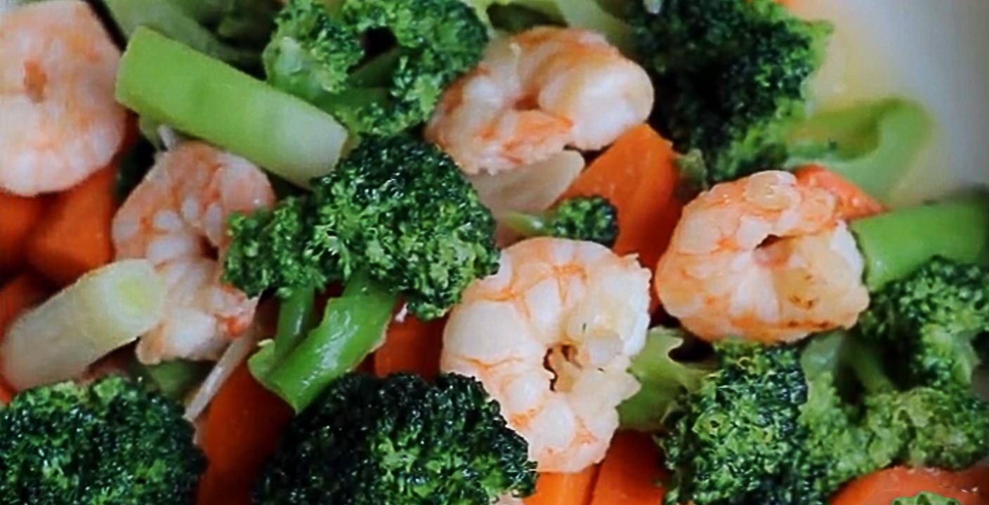 西兰花最简单营养的做法 加它简单一炒 每次不够吃 备用 胡萝卜 美味