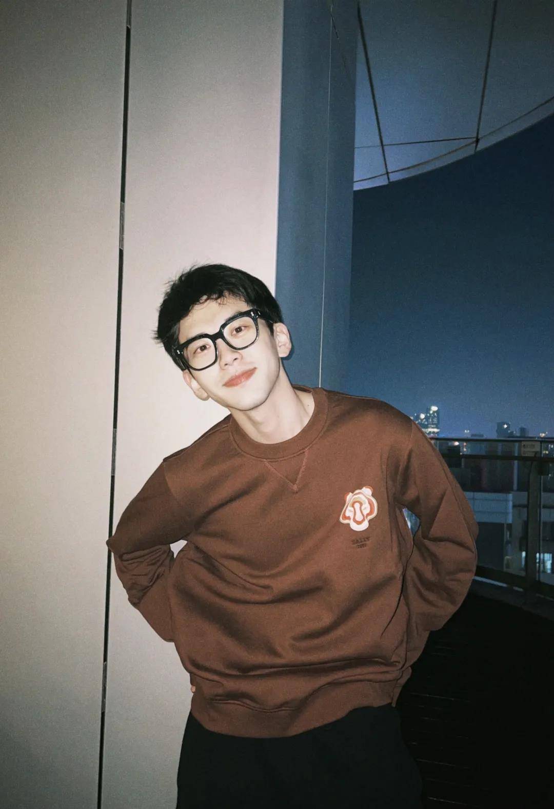 系列 这样的大牌虎年限定你心动吗？吴磊、罗一舟、关晓彤同款的那种