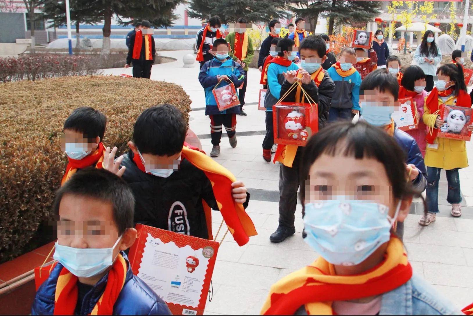 福利院怎么把孩子送进去 0600b2d20e7e4b039bd436055782ff49.jpeg