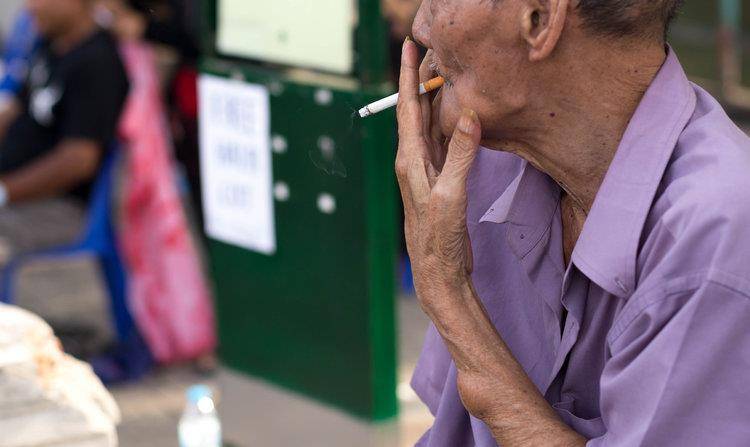 啥叫吸烟过肺 2554961987fd42538263a74ba8d95399.jpeg