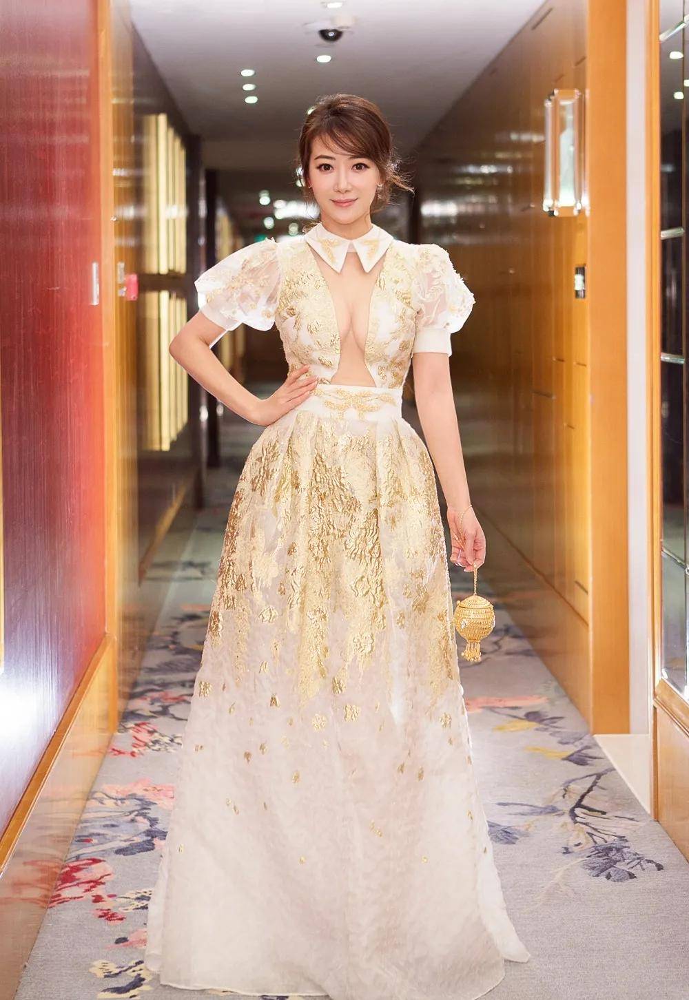 身材陈紫函高清美图，身材真棒