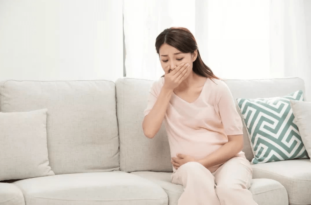 症状|有些孕妇在孕后期还在吐，有些却从不孕吐，原因和腹中的宝宝有关