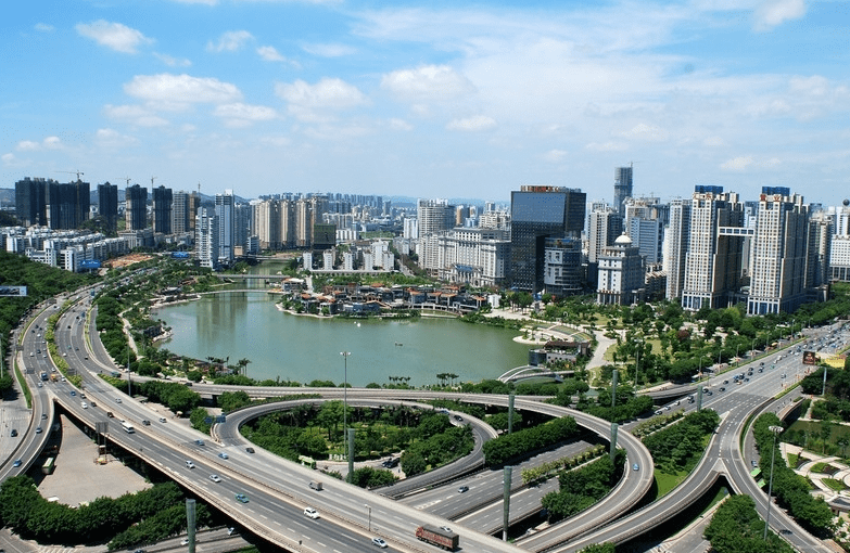 广西有个奇特的城市，距离海洋有百公里，却被称为沿海城市