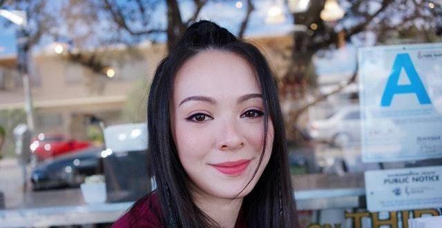 31岁jw王灏儿素颜家居造型曝光 网民大赞增添温柔感_mark_样子_ngai