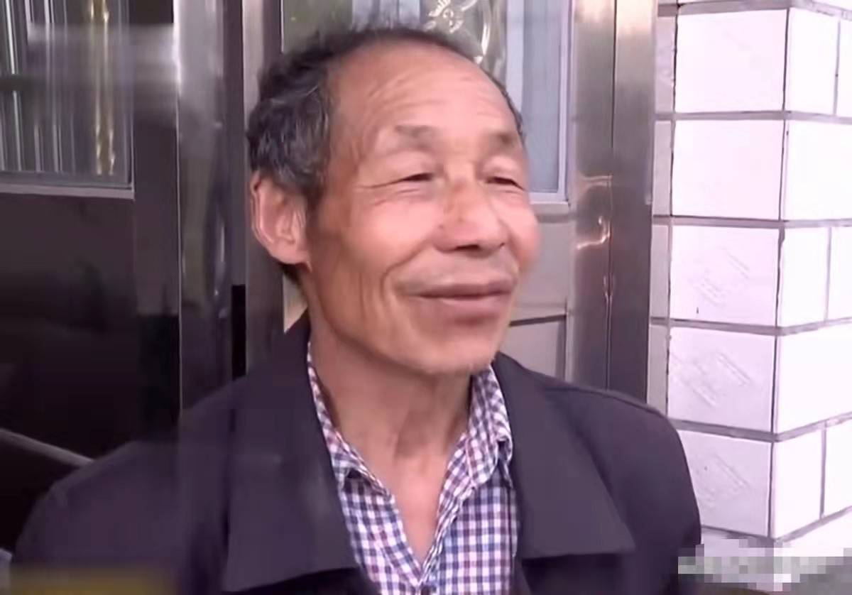 2017年长沙70岁老汉quot出轨生子quot一开心赏情人15万气哭家里老伴