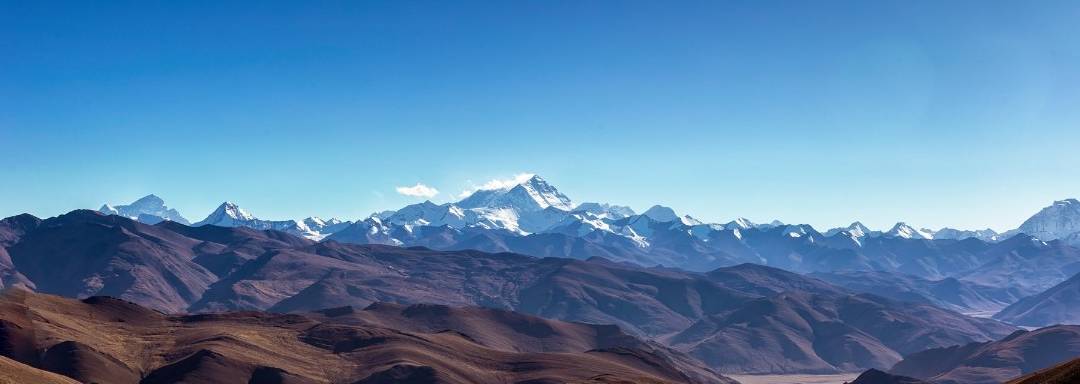 珠穆朗玛峰，即使远眺也让人心潮澎湃，三条经验助你更好游览珠峰