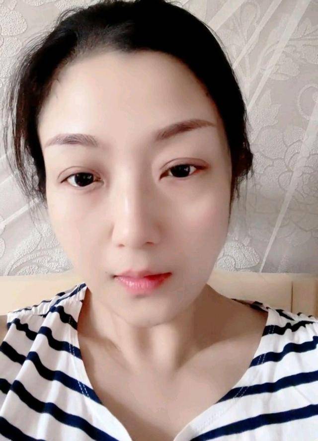 9月15日,拉黑事件发生之后,祁隆,乐凡彻底停播,而小阿青偶尔时不时的