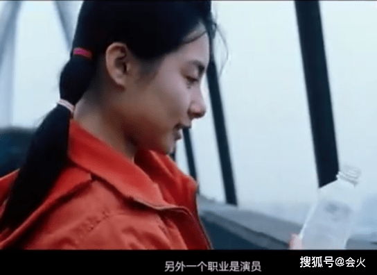 奧運冠軍劉璇曬近照！笑出一口鋼牙太惹眼,與女兒親密貼臉感情濃 娛樂 第6張