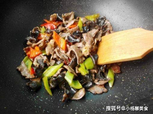 炒哪些菜可以用生抽 2aee4c939a3a4909a093b51548159595.jpeg