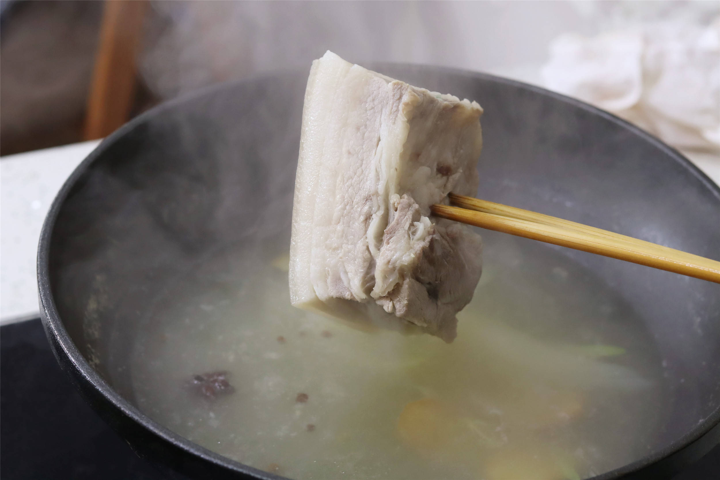 虎皮|再给年夜饭加道菜，蒸腐乳肉别只会加腐乳，香味不够，教饭店做法