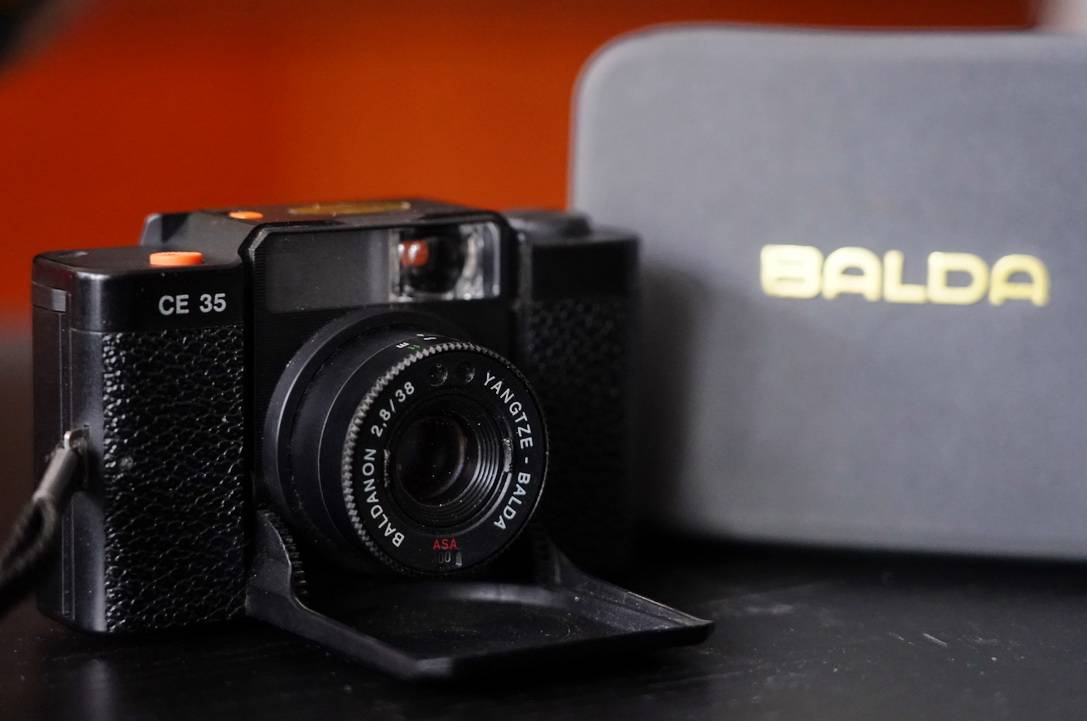 闲谈中德合资相机：长江巴尔达小到极致，做口袋机太理想了