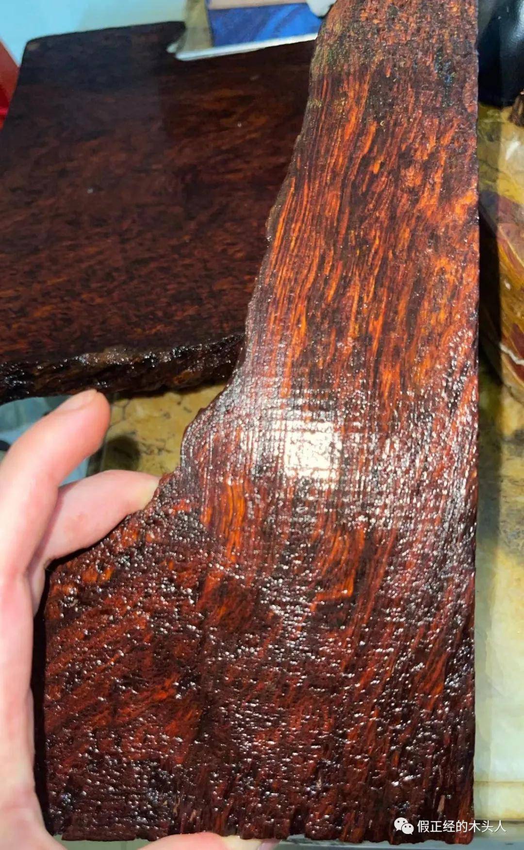 海南黄花梨高等级纹理解析虫蛀芝麻点