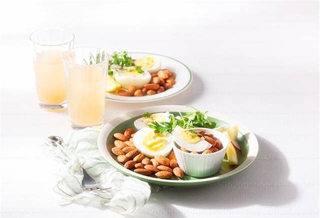 糖尿病不宜吃的6种食物 73a723afd8ed418084b97e9deec945ff.jpeg