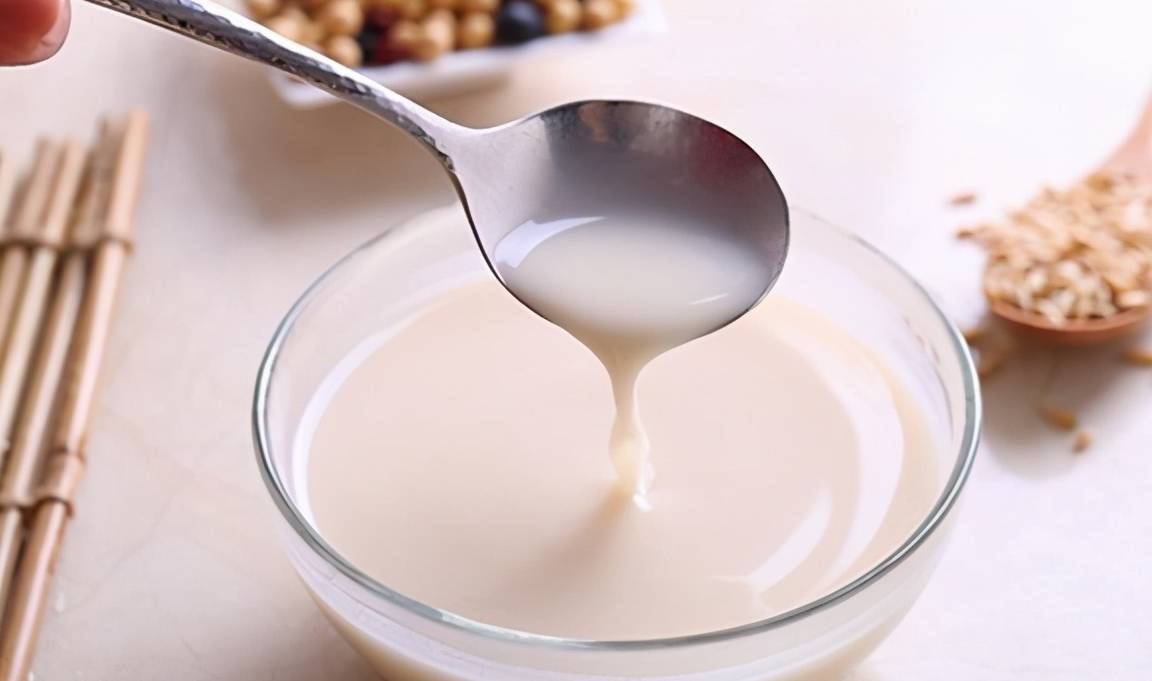 新生儿什么时候可以吃营养米粉 a0e742b4ed604e80a1c3fe724c33a818.jpeg