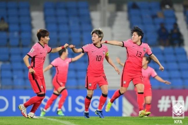 日本队|2-0创历史！韩国女足首进亚洲杯决赛，中国队手下败将也崛起了