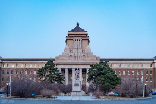 太原白求恩医科大学图片