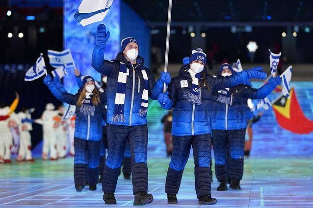 冬奥 冬奥开幕式运动员服装吸睛，时尚大国斗法，哈萨克华服背后有故事