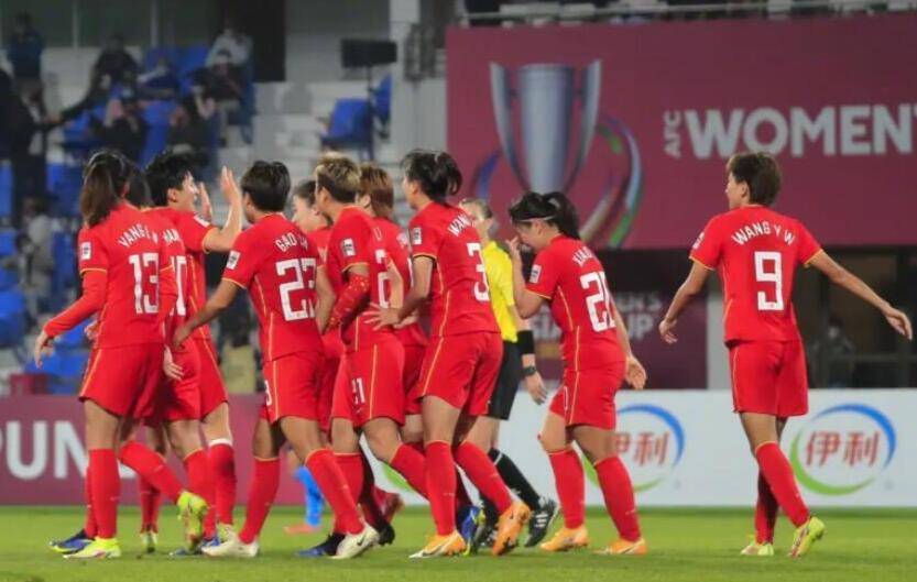 亚洲杯|女足半场0-2落后韩国！朱钰扑出一球已立功，姚凌薇被抓手球