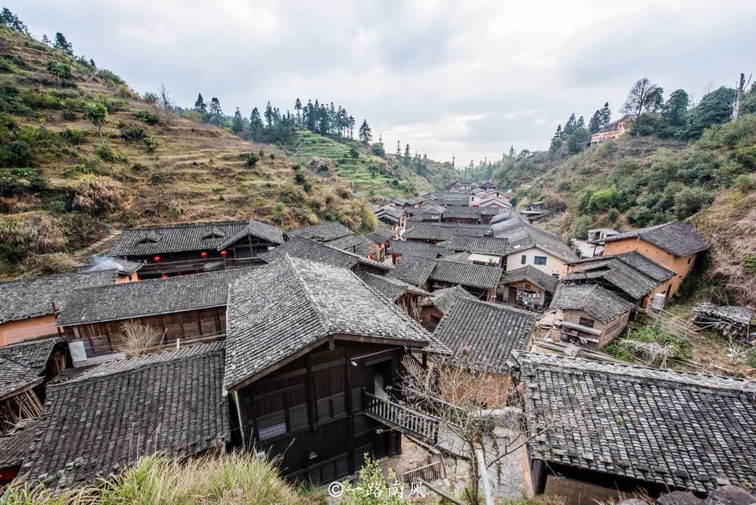 龙岩|福建龙岩旅行，发现一座没有蚊子的古村落，蚊香在这里卖不出去