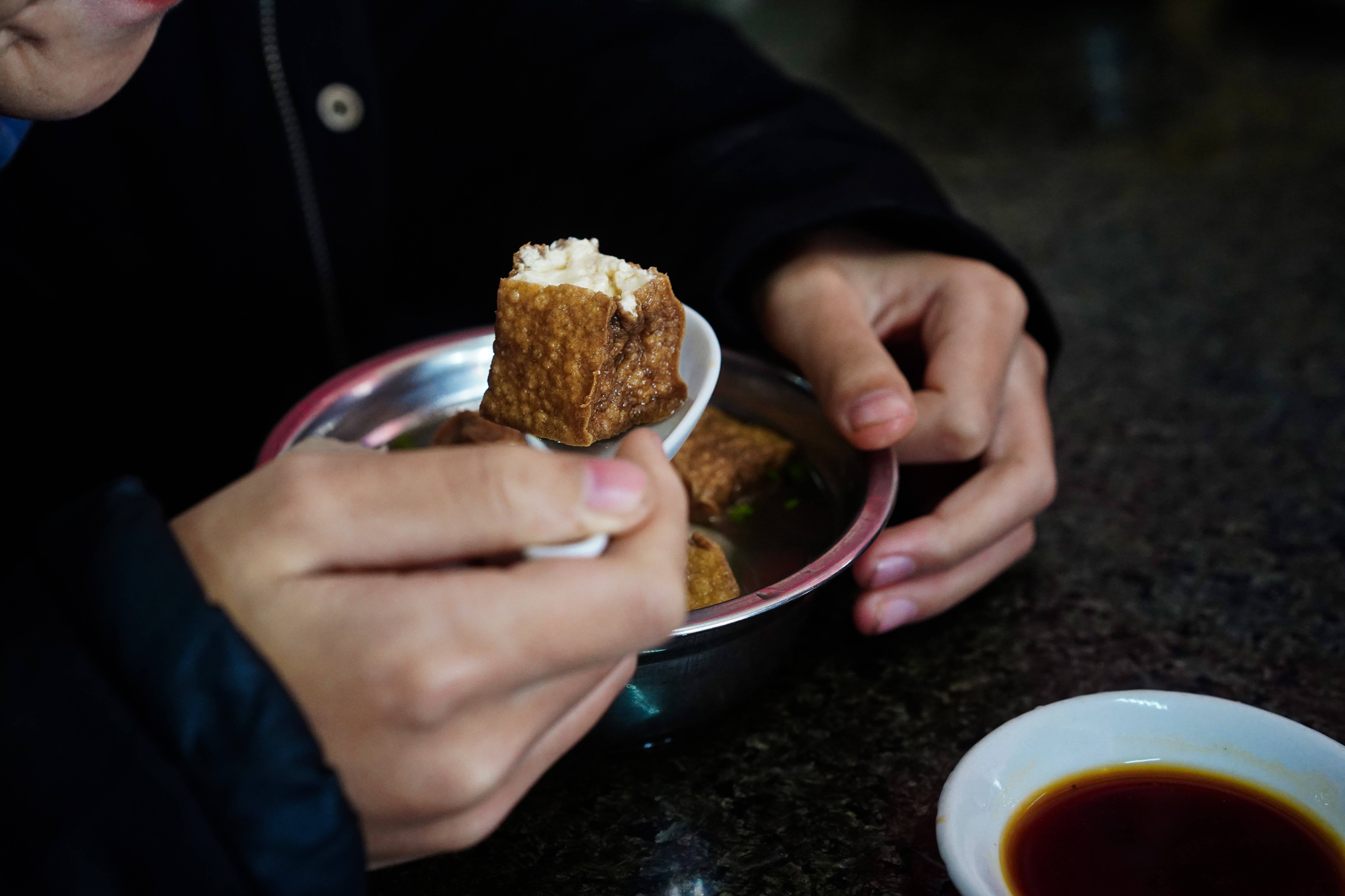 沧桑|贵港闹市发现一座古镇和码头，古朴沧桑，90年代繁华如小香港