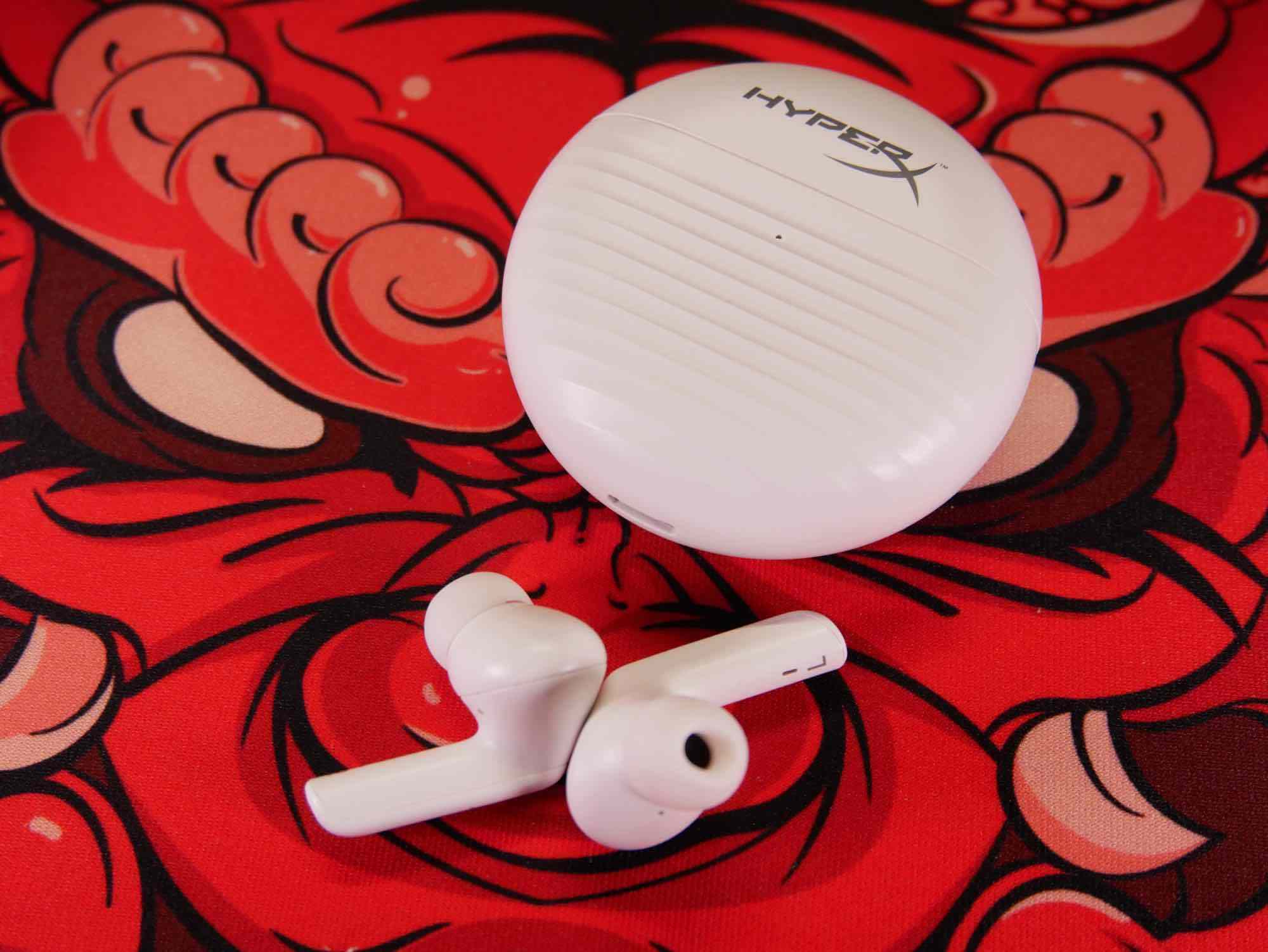 迟到的新耳机hyperx云雀tws真无线蓝牙耳机