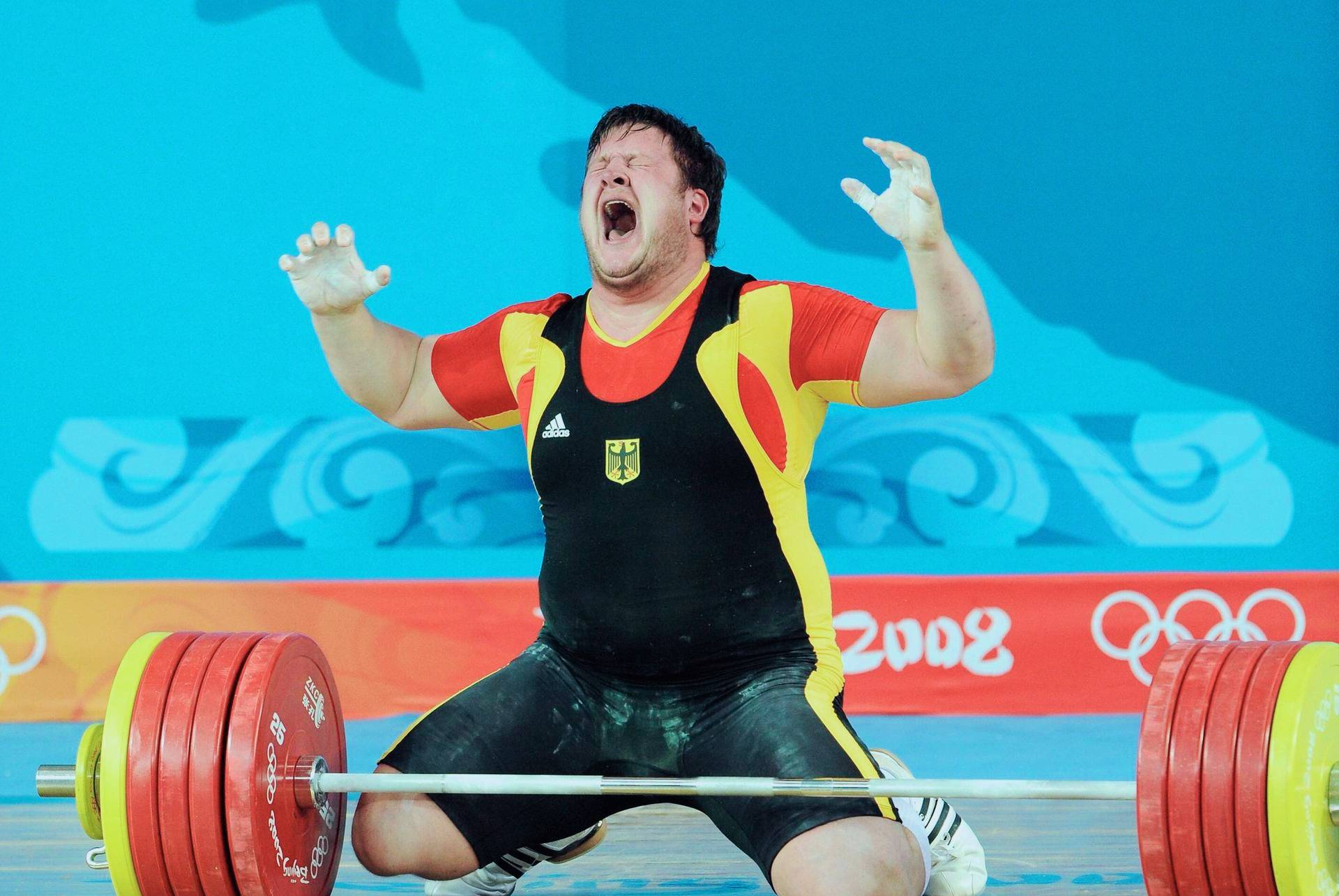 被国家放弃,被爱人救赎,却在痛失妻子之后拿到金牌_施泰纳_苏珊_举重